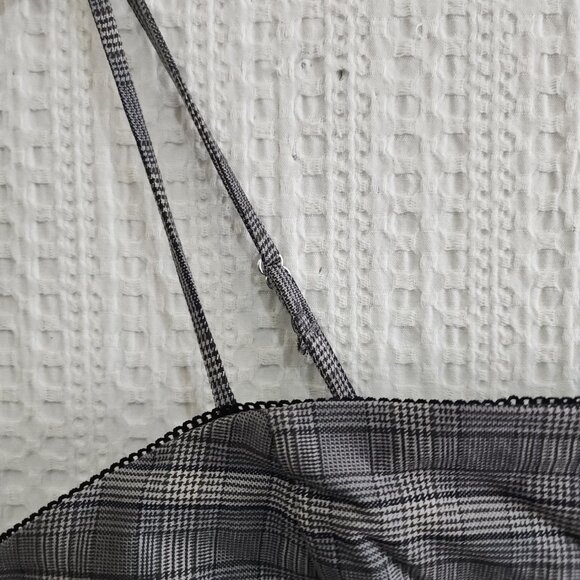 Wild Fable Black and White Plaid Crop Top Women's Size X-Large - Picture 7 of 11